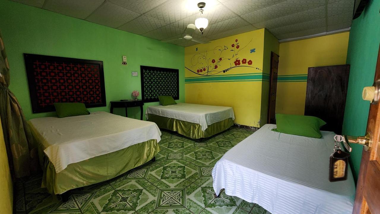Hotel Y Restaurante Las Margaritas Perquín 외부 사진