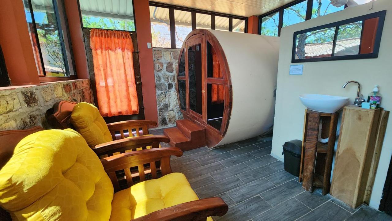 Hotel Y Restaurante Las Margaritas Perquín 객실 사진