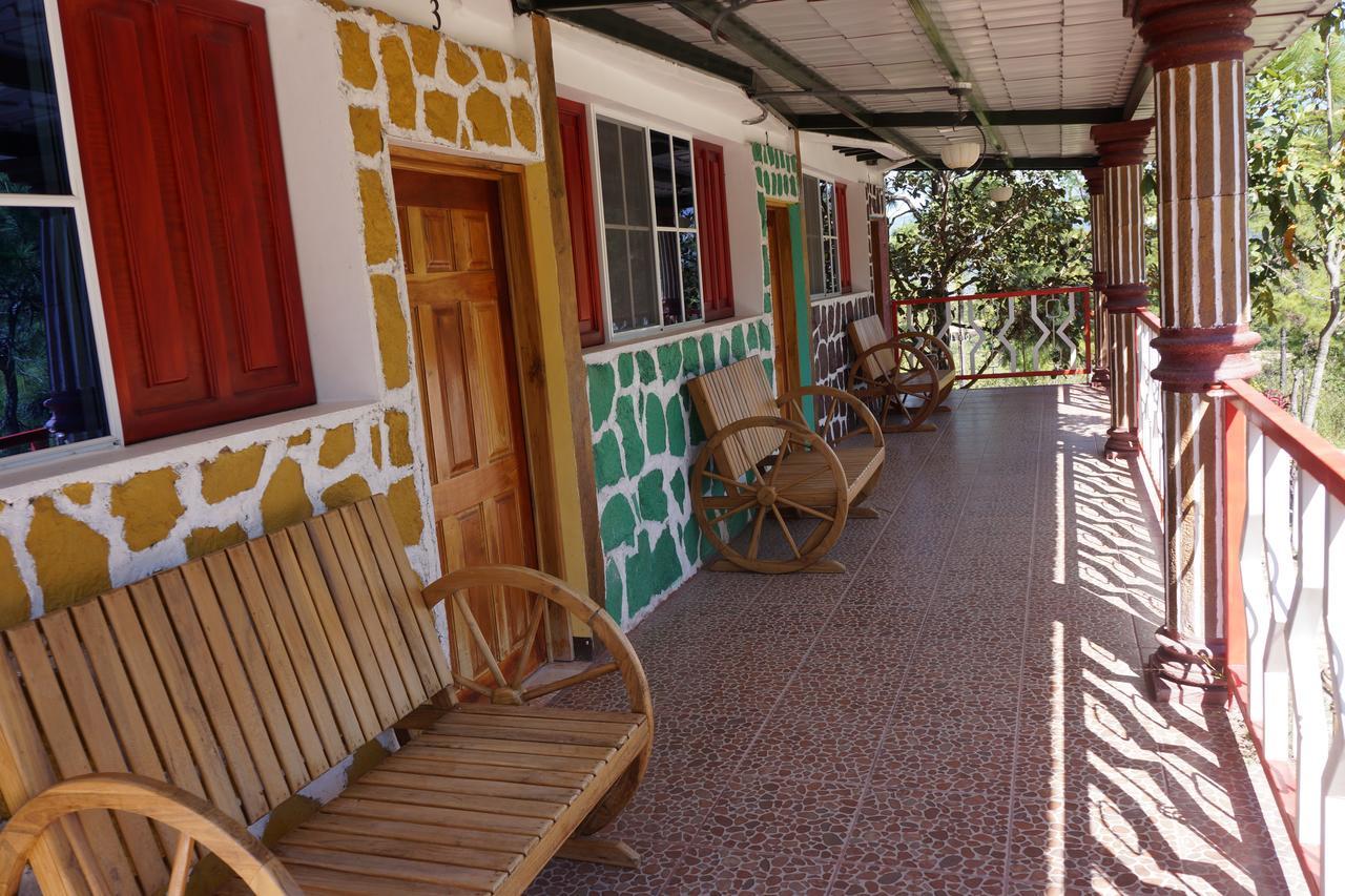 Hotel Y Restaurante Las Margaritas Perquín 외부 사진
